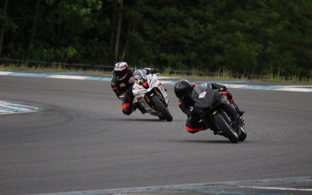 Pourquoi le roulage moto en soirée sur le Circuit de Bresse offre une expérience unique