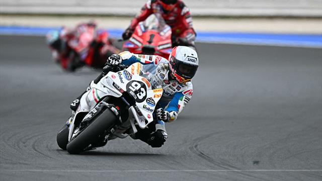 4038118-81900017-640-360