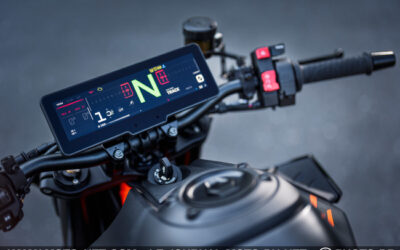 Une “tablette” de bord de 20 ou 22 cm sur les motos KTM 2025 !