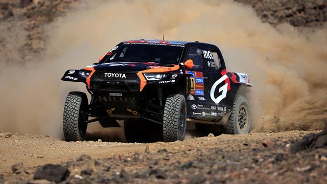 4077838-82694417-640-360