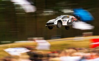 Ça roule pour Toyota, en route vers un quintuplé au Rallye de Finlande, avec Sébastien Ogier sur le podium