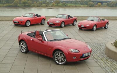 La Mazda MX-5, héritée des années 1980, poursuit sa route dans le concert automobile du temps