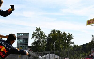 Avec une Red Bull retrouvée, Max Verstappen donne la leçon aux McLaren et retrouve le sourire à Monza