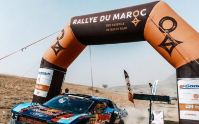Étirements, chronométrage, vérifications : la routine d’un départ de spéciale au Rallye du Maroc