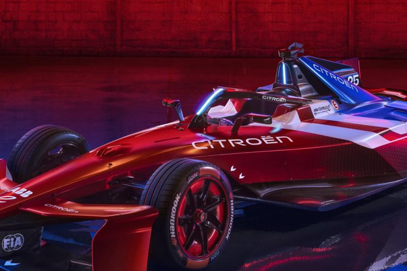 Citroën présente sa toute première Formule E pour la saison 2025-2026