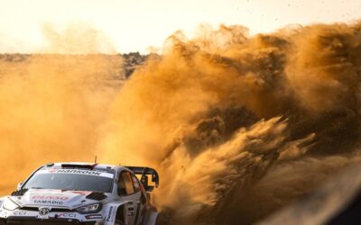 Sébastien Ogier distance ses rivaux pour le titre, Martin Sesks leader devant Fourmaux au rallye WRC d’Arabie saoudite