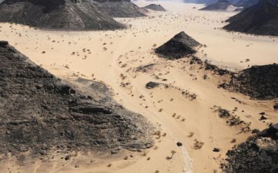 « On est tellement concentrés qu’on ne remarque pas toujours le décor » : les pilotes peuvent-ils profiter des paysages du Dakar ?