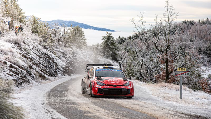 Oliver-Solberg-avec-sa-Toyota-Yaris-lors-du-Rallye-Monte-Carlo-le-24-janvier-2026-2223099