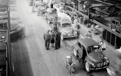 « Le Français de 1946, il marche ou pédale, le parc automobile est décimé » : Jean-Louis Loubet, historien de la voiture